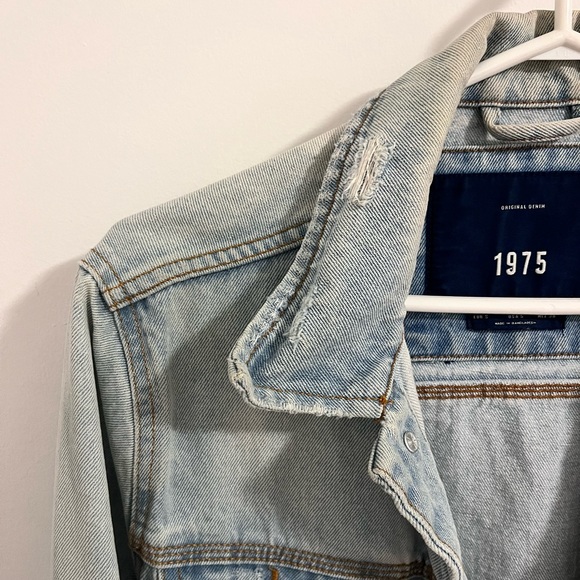 Zara Denim Jacket - Picture 4 of 4